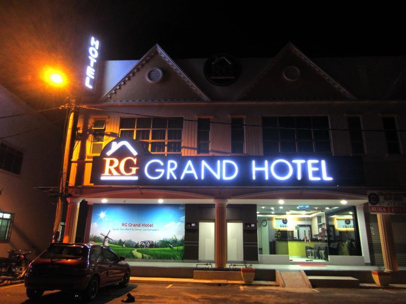 Rg Grand Hotel Batu Pahat Extérieur photo