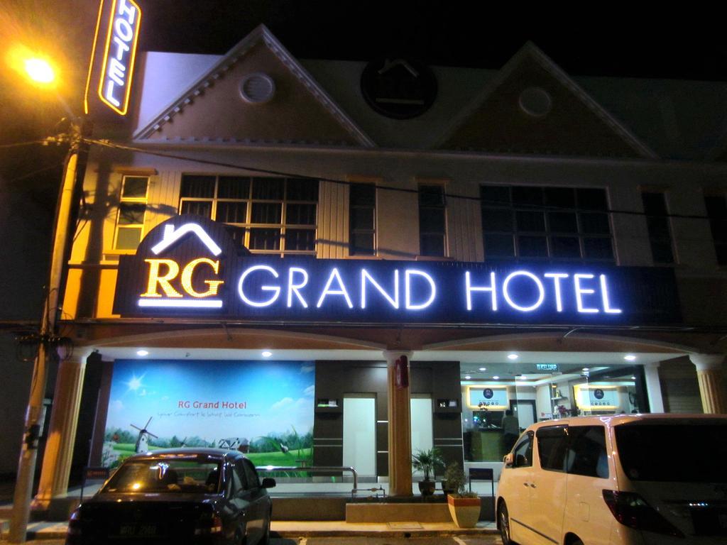 Rg Grand Hotel Batu Pahat Extérieur photo